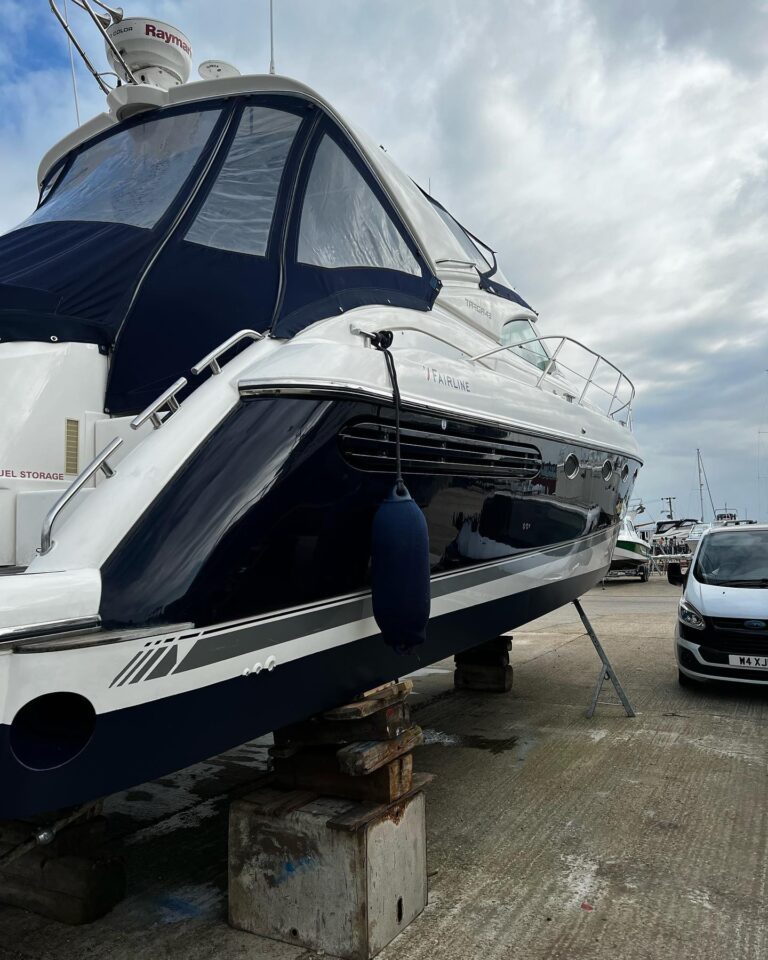 Boat antifouling application in Essex