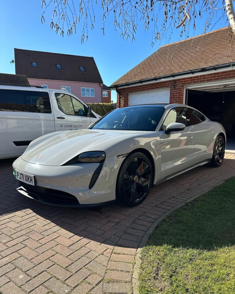 Exterior Car Wash and Polish Essex – High-Gloss Finish and Paint Protection
